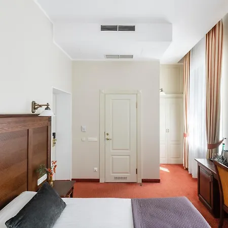 Europa Royale 4*
